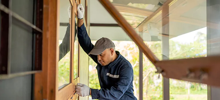 Energy-efficient Window Insulation in Palm River-Clair Mel, FL