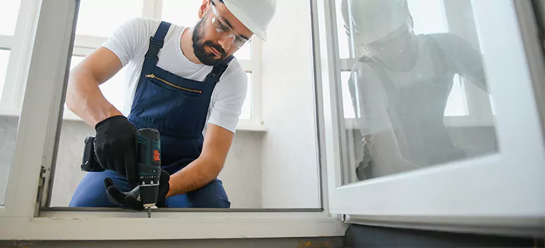 Replace Broken Window Pane in Palm River-Clair Mel, FL